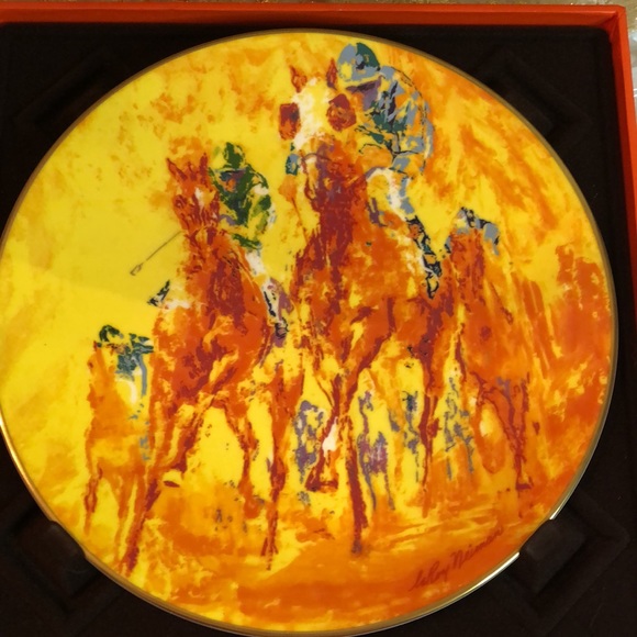 Royal Doulton “Winning Colours” Artist LeRoy Neiman - Picture 3 of 7